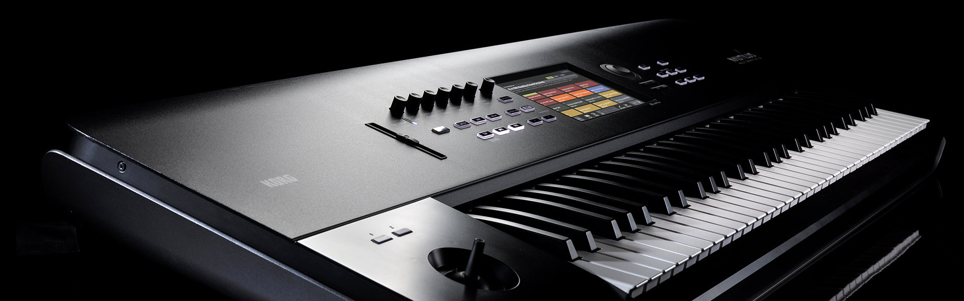 NAUTILUS AT Music Workstation - 61-Key