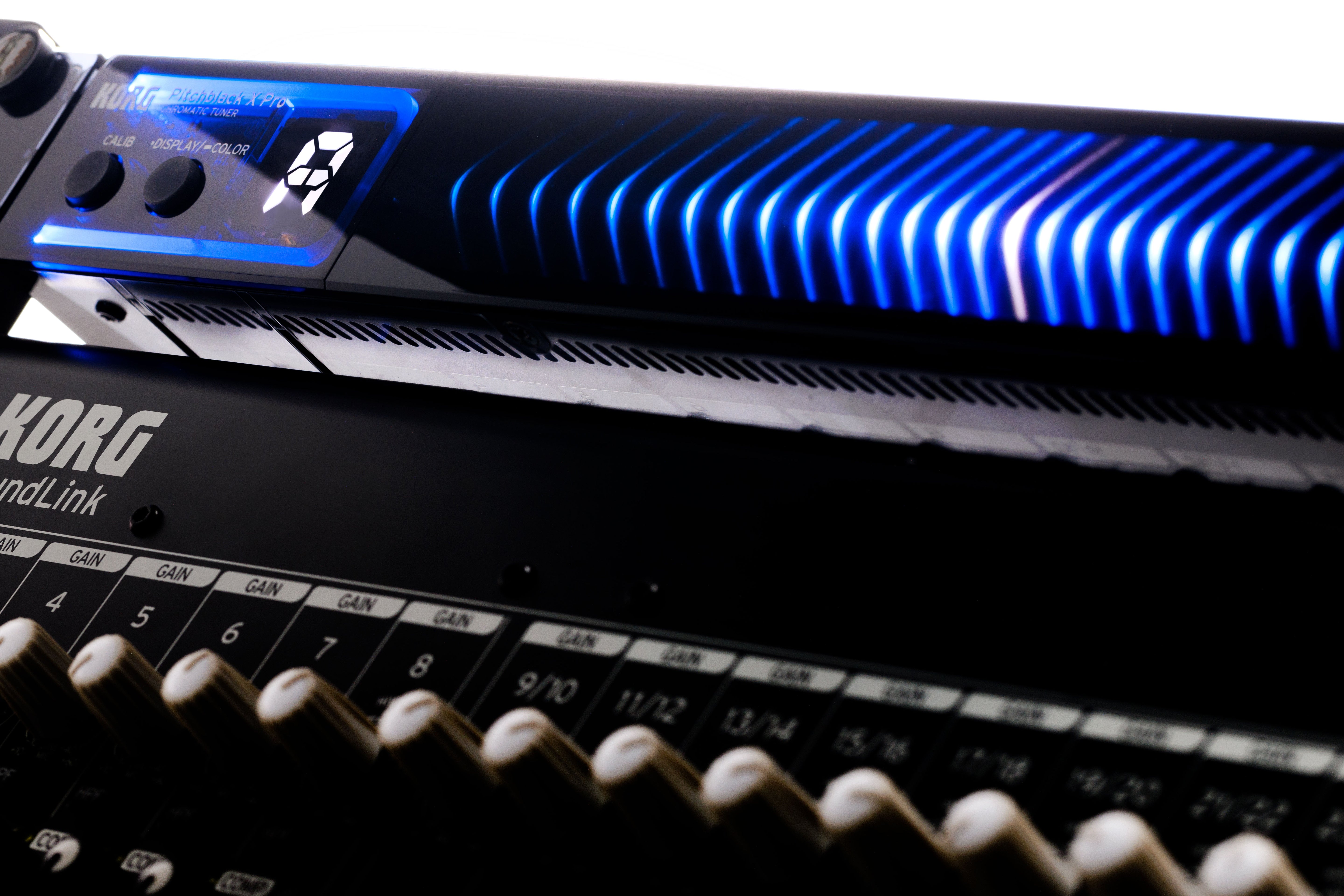 Pitchblack X Pro Rackmount Tuner